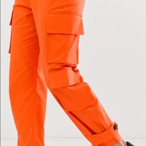 size m ASOS cargo pants! 🍑